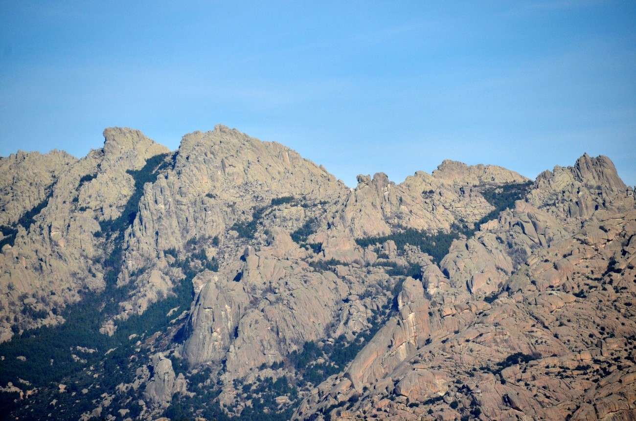 Imagen panorámica de la La Pedriza del Manzanares.