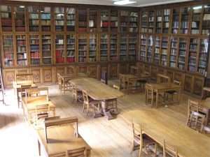 IGME Library lecture room picture.